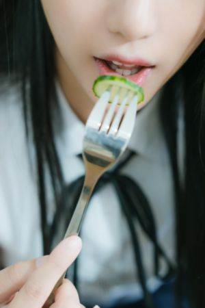 俄罗斯女子学院完整版_HD在线视频观看